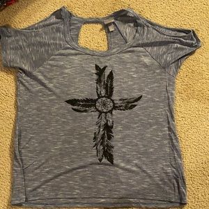 Open shoulder dream catcher cross top
